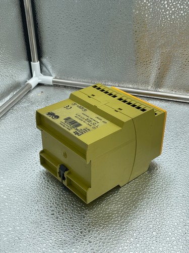 Pilz Pnoz X9 24VAC 24VDC/ 774609/ Good Condition - Picture 5 of 7
