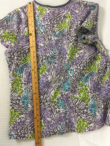 Scrub Star Womens Scrub Top Size M Purple Gray Front Pockets V neck Short Sleeve - Picture 15 of 16