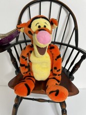 NWT The Disney Store Tigger 9" Mini Bean Bag Plush Stuffed Animal