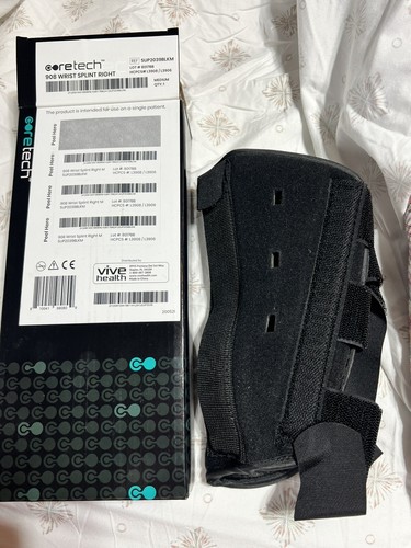 Vive Coretech 908 Wrist Splint Brace Right Hand Medium (Black) - Picture 2 of 7