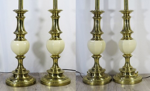 Pair of Stiffel table Lamps Brass w/Enamel Insert - Picture 3 of 8