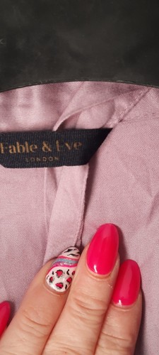 Fable & Eve Wimbledon Solid Dressing Gown, Lilac size 16 , pockets - Picture 5 of 5