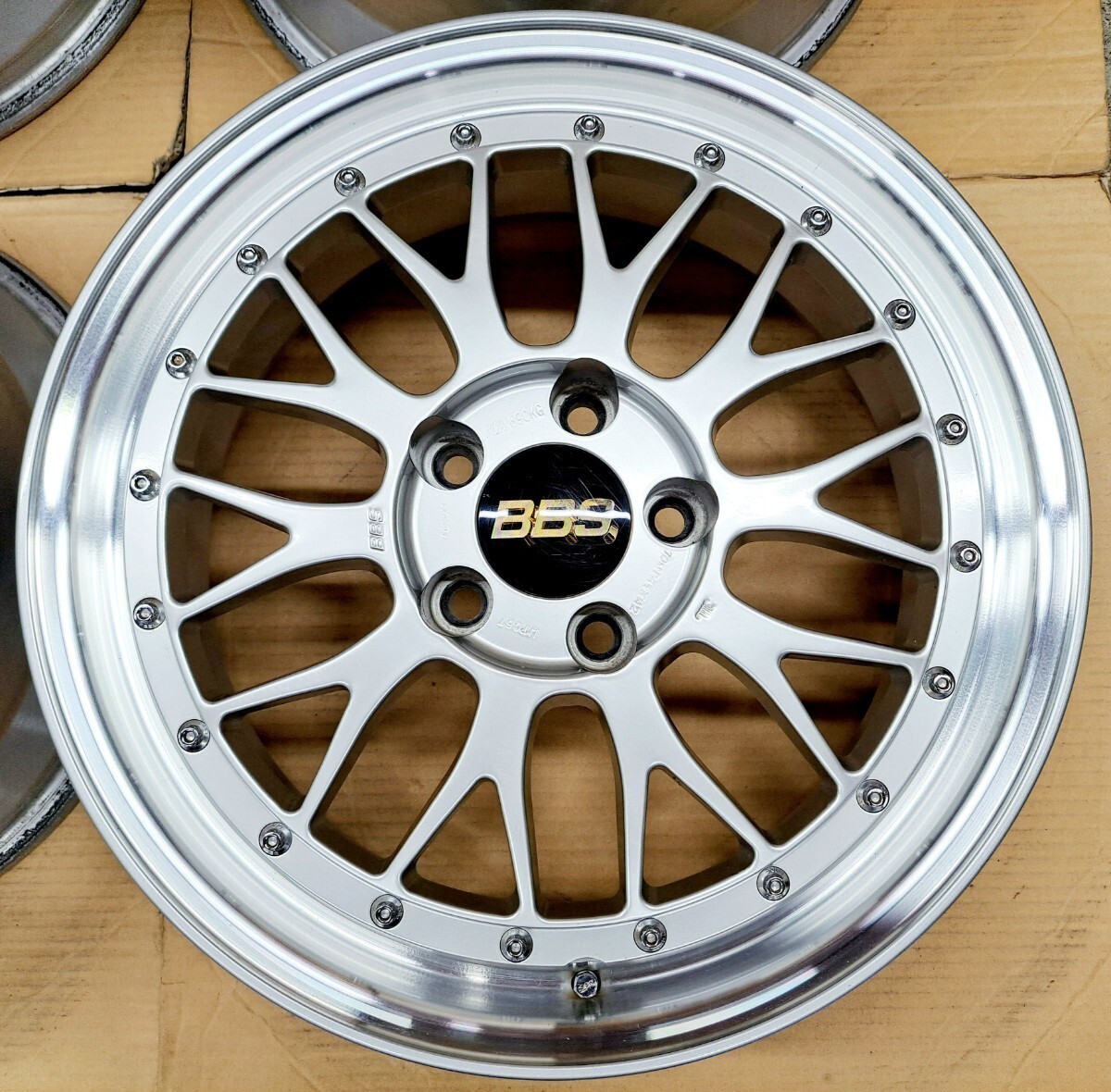 BBS 17インチホイール　LMP067 114.3-5 7j オフセット42 BBS 17インチホイール LMP067 114.3-5 7j オフセット42 - メルカリ