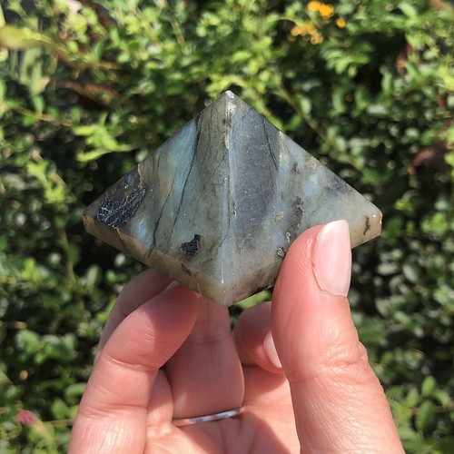 Labradorite Stone Labradorite Crystal Pyramid Gemstone for Protection Small - Picture 8 of 17