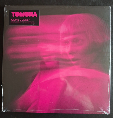 AURORA TOMORA COME CLOSER PINK NEBULA LP W BOOKLET AND LARGE 11