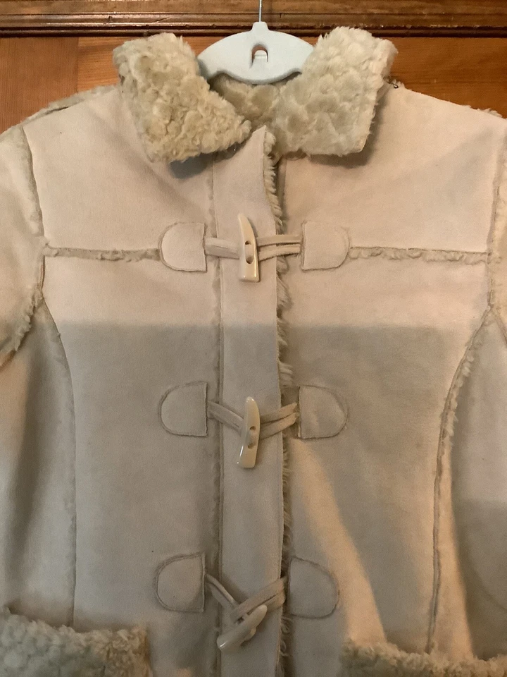 CHEROKEE  GIRLS SUEDE WITH FAUX FUR JACKET SZ LARGE HARDLY WORN  REMOVABLE HOOD - Image 2 of 4