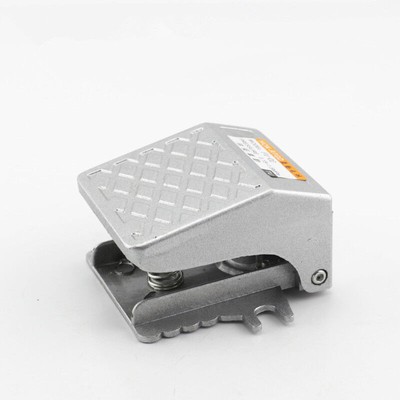 1PCS Pneumatic Foot Pedal Valve 2-Position 3-Way Manual Air Media Foot Control #