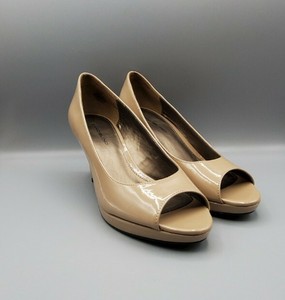 bandolino peep toe