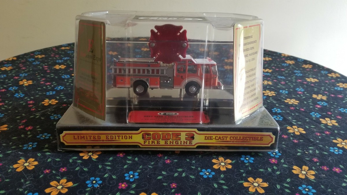 Code 3 Fire 2001 Firehouse Expo E One Engine 4 Limited