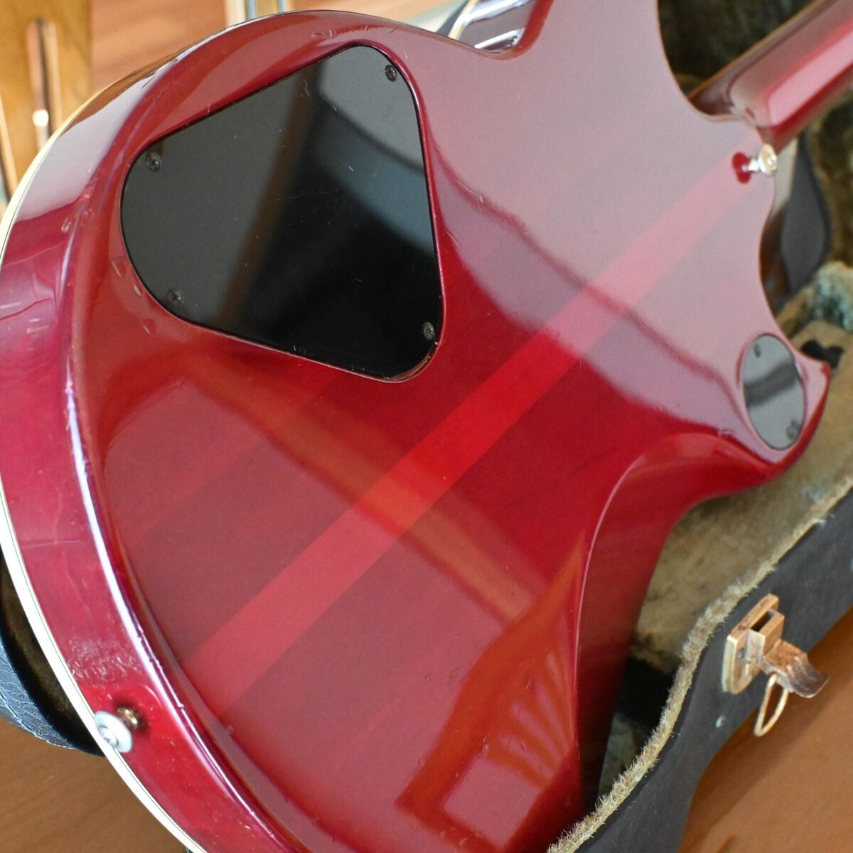 1981 Vintage YAMAHA SG2000 Red Sunburst + genuine Yamaha 1981 Vintage YAMAHA SG2000 Red Sunburst + genuine Yamaha