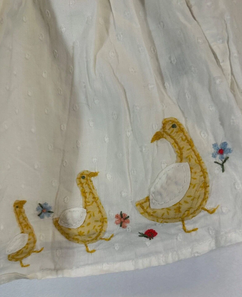 Vestido Next Baby 6-9 Meses Blanco Bordado Algodón, Forrado LS Ganso Gosito C26 Foto 2 de 4