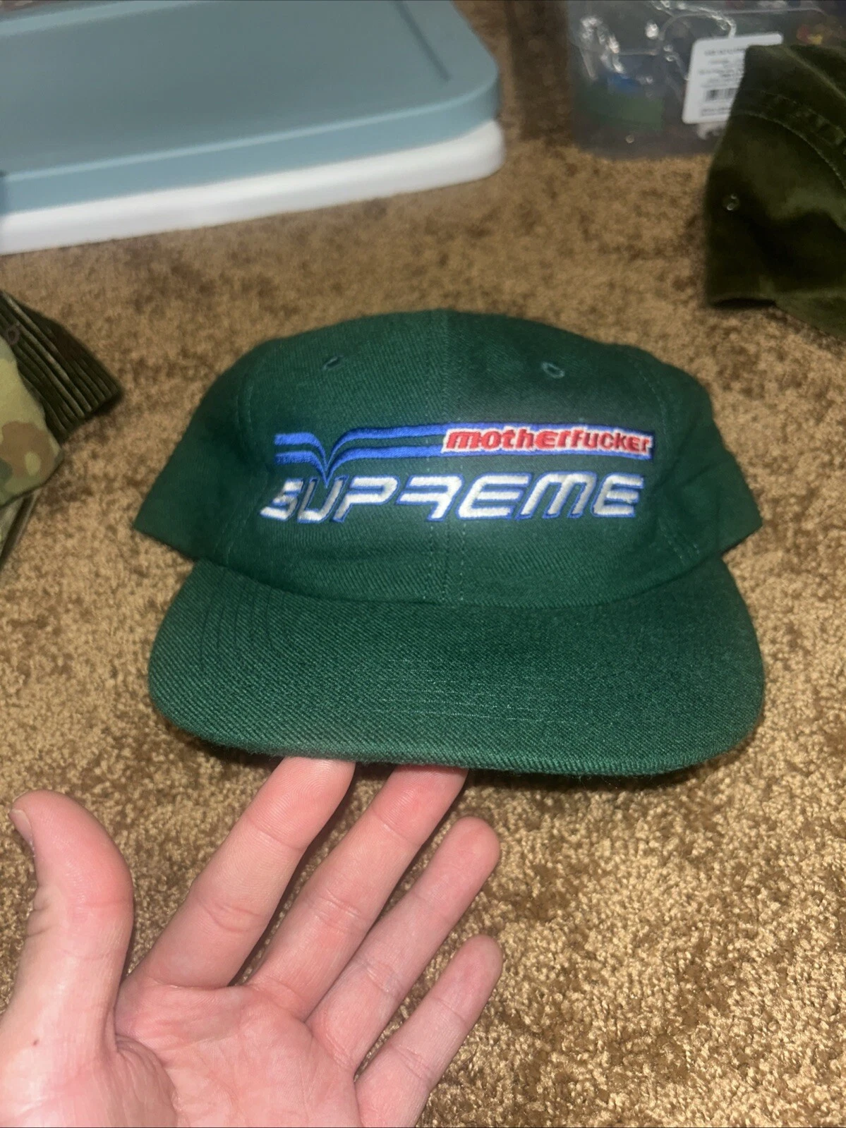 Logo Supreme MF 6 panneaux vert SS19