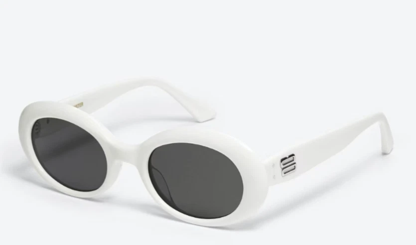 Preços baixos em Óculos de Sol Feminino Gentle Monster Branco | eBay