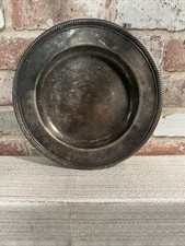 Vintage WM Rogers Silver Plate Etched Serving Tray 10" Round