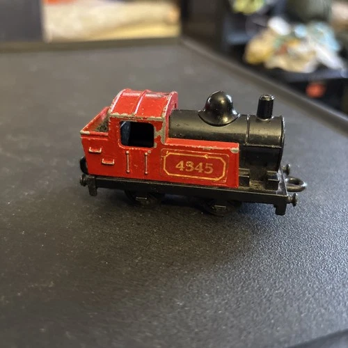 Vintage 1978 Matchbox Superfast #43 red 0-4-0 Steam Loco ENGLAND Lesney TRAIN 64