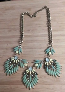 Vintage Jewel Mint Statement Necklace