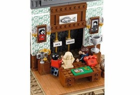 LEGO 76052 Batman Classic TV Series Batcave Building Set 2526 Pcs 9 Minifigure