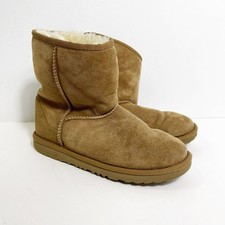 UGG Classic Short II Chestnut Suede Brown Sheepskin Womens Size 4 Boots
