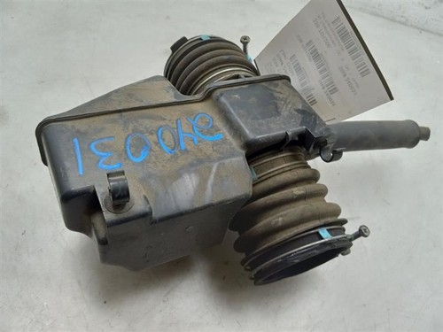 2006 TOYOTA SIENNA 3.3L AIR CLEANER RESONATOR TUBE