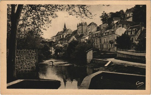 CPA Aubusson, Rue Franche • EUR 7,00 - FR