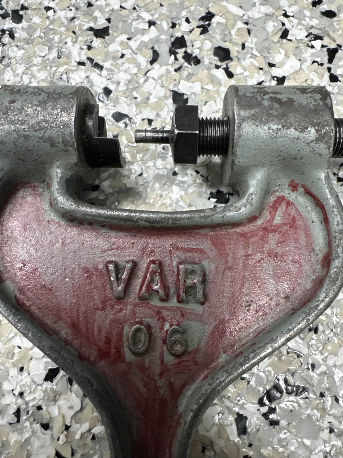 Vintage VAR 06 Chain Breaker Tool - Atelier Velo - Made in France