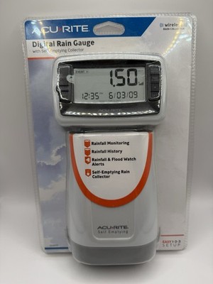 AcuRite 00899 Wireless Rain Gauge Self-Emptying Collector Rainfall Monitoring