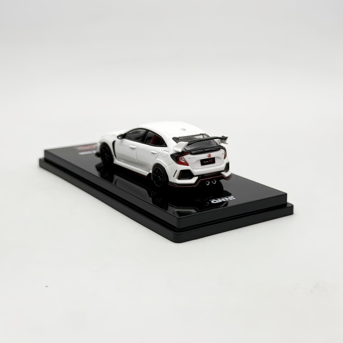 INNO64 1:64 Honda Civic Type R FK8 White | eBay