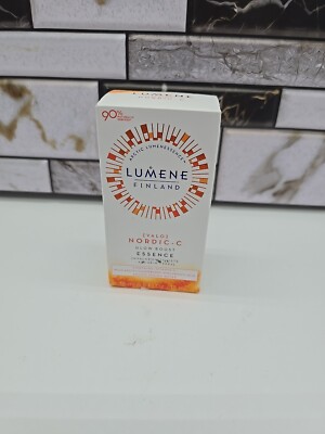 LUMENE - VALO - NORDIC-C - GLOW BOOST ESSENCE (0.5 FL OZ). 
