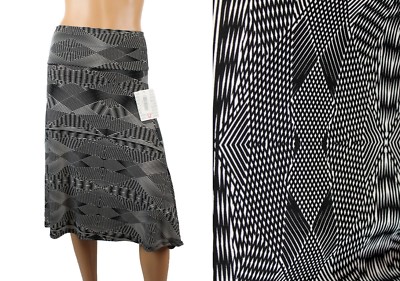 NWT LulaRoe Azure Skirt Sz S Black White Optical Illusion Flared A Line Swing