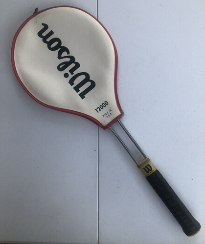 Raquette de tennis Wilson T2000 vintage avec corde