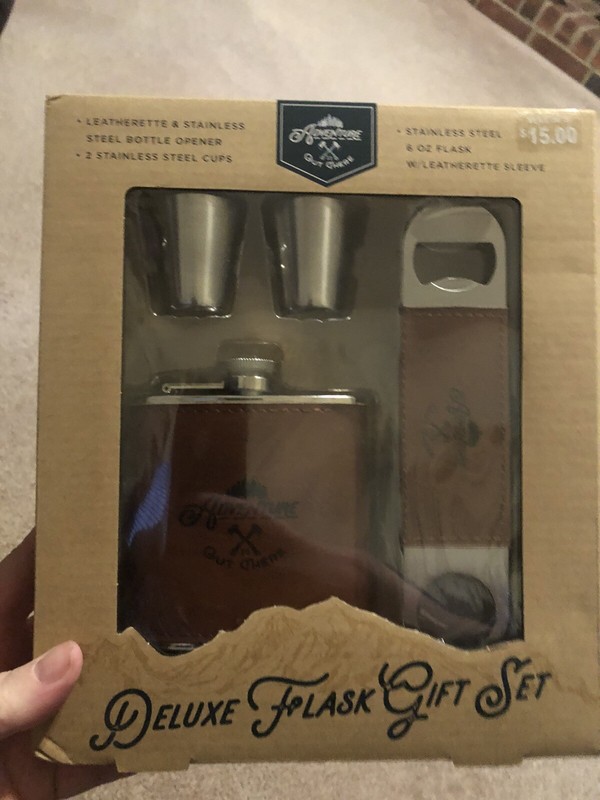 Adventure Out There Deluxe Flask Gift Set Drinkware 4 Pc. NEW