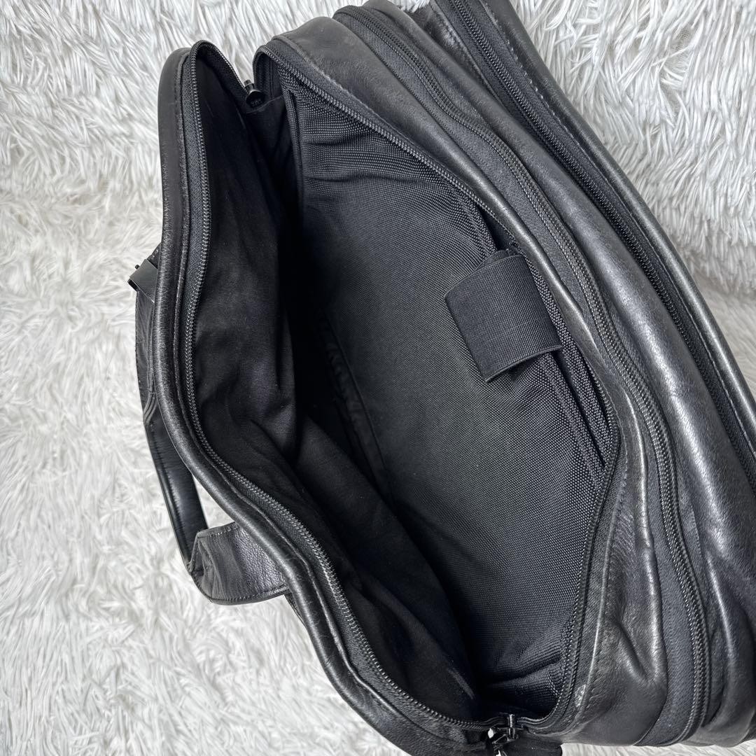 TUMI Alpha Expandable Organizer Computer Brief 2w… - image 12