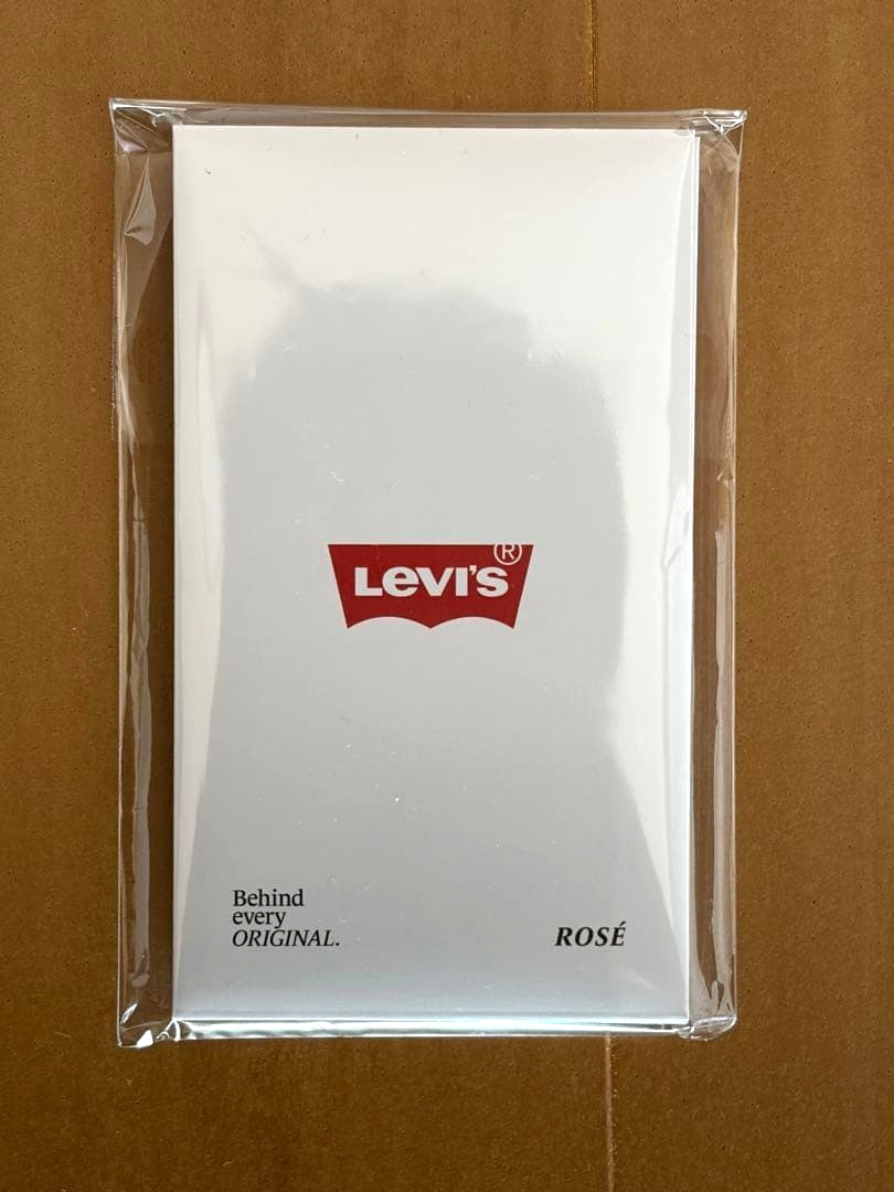 New BLACKPINK ROSÉ Levi's POB Limited Photocard Set 4PCS Sealed