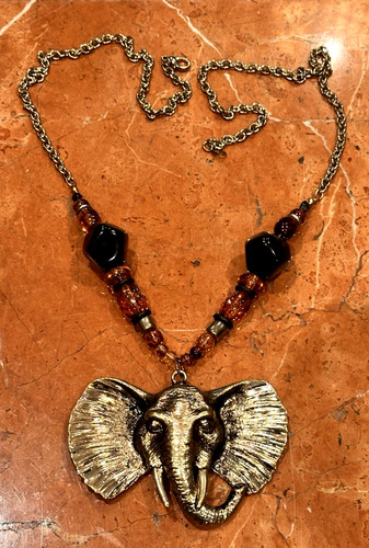 ELEPHANT HEAD GOLD PENDANT SAFARI AFRICAN BEADED TRIBAL 32" CHAIN NECKLACE EUC