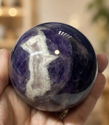 Große Traum Amethyst Kristall Kugel 424 Gramm poliert Edelstein Mineral Präparat