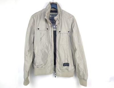 CHAMPION OUTERWEAR JACKET M LIGHT BEIGE LIGHTWEIGHT BOMBER CASUAL WINDPROOF MENS