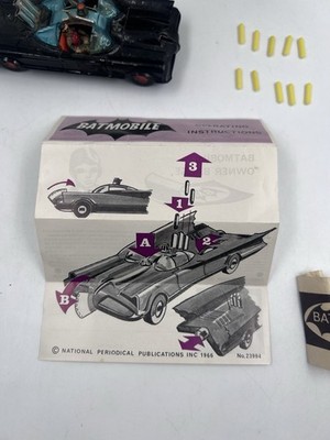 Vintage Corgi Toys Batmobile and Batboat Batman Robin Figures 1:64