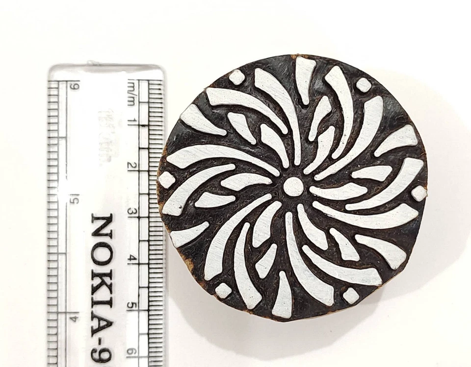 Indian Wooden Textile Stamps Wood Printing Block Floral Stamp Décor Block AZ-1 - Image 3 of 4