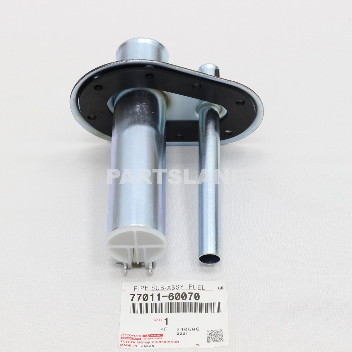 LINDAZINE様確認用 Toyota Land Cruiser Lexus LX470 OEM Lower Fuel Tank Filler Pipe