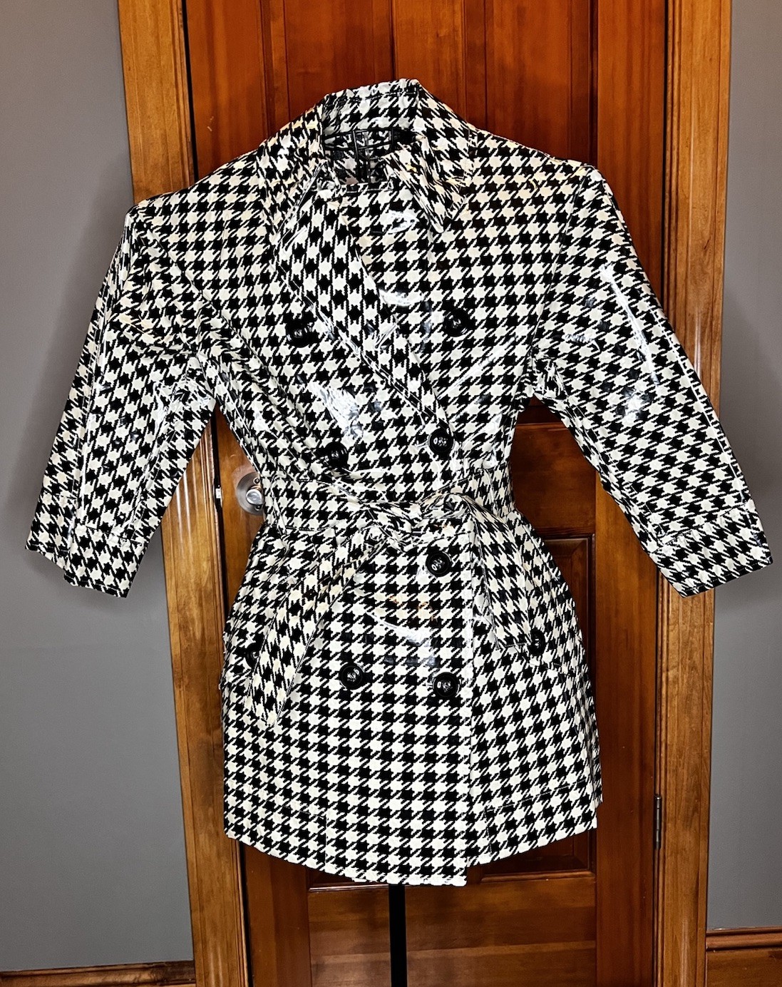 Max Mara Weekend Button Closure Houndstooth Rainc… - image 1