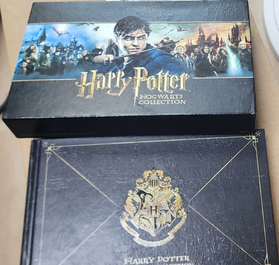 Harry Potter Hogwarts Collection (Blu-ray + DVD) - Image 3 of 4