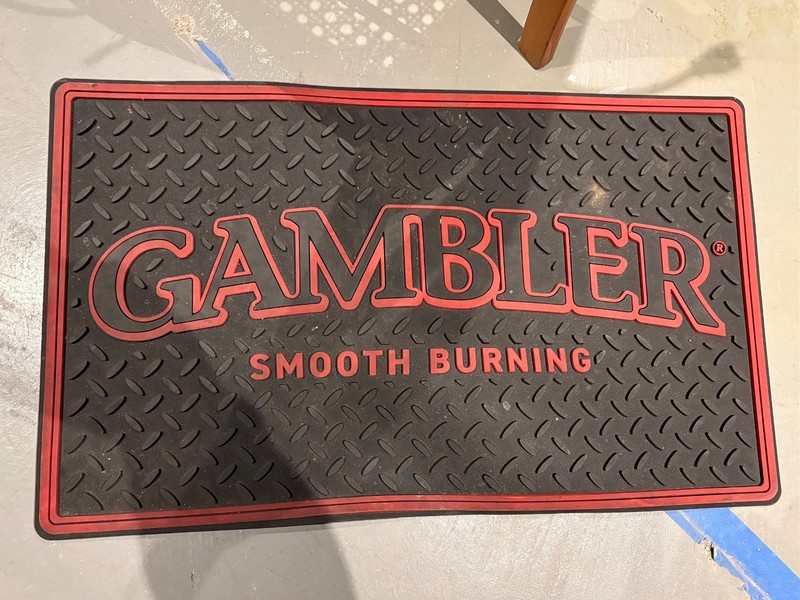 Gambler tobacco  pipe cigarette tubes kings mat Not tin sign poker Texas hold em