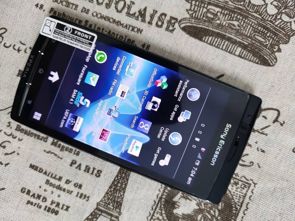 Sony Ericsson Xperia Arc S Original Unlocked LT18 LT18i 8MP Cell