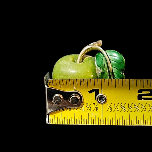 Green Apple Enamel Brooch Pin Hat, Collar, Purse or Scarf Pin - Picture 5 of 6