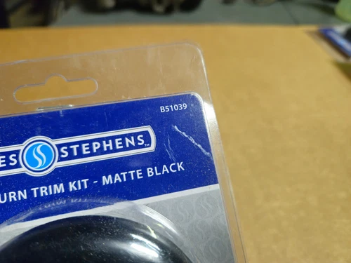 Jones Stephens B51039 One-Hole Lift and Turn BathTub Drain Trim Kit Matte Black - Picture 2 of 8