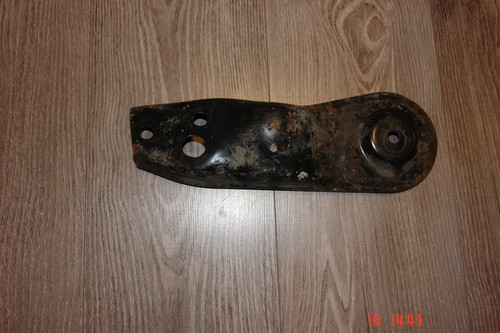 Halter hinten links Audi A6 4F Quattro Stütze Hinterachse Hilfrahmen 4F0505219B