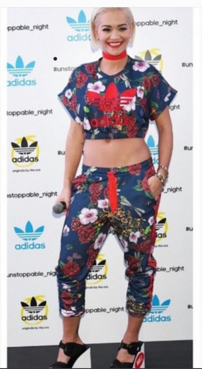 希少 RITA ORA着用 adidas originals薔薇柄トラックトップ 希少 RITA ORA着用 adidas originals薔薇柄トラックトップ