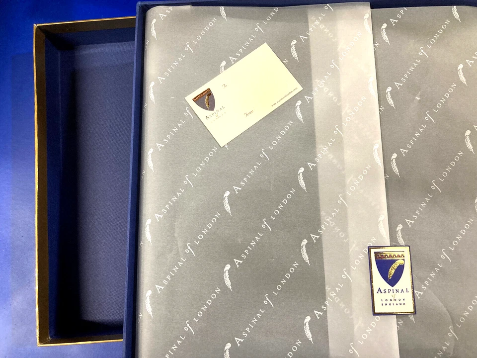 Álbum de fotos de couro feito à mão / Aspinal of London / 12" quadrado - Imagem 3 de 4