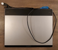 Wacom Intuos CTH-680 Creative Drawing Pen  Touch Medium Tablet