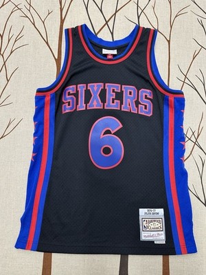 Mens Mitchell & Ness NBA Reload Swingman Jersey 76ers 1976 Julius Erving Medium